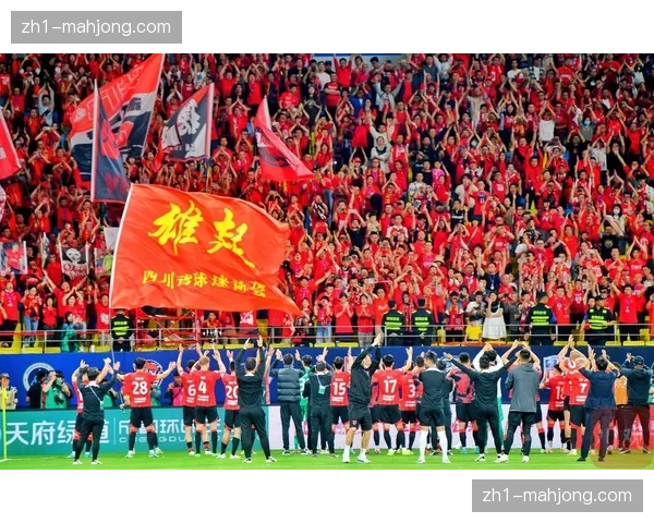 蓉城中场轮换有序，茹萨伤缺廖力生杨明洋及时顶替